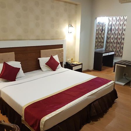 Hotel Sitara Residency Hajdarabad Zewnętrze zdjęcie