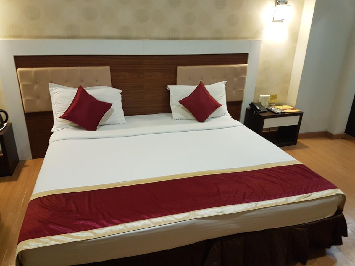 Hotel Sitara Residency Hajdarabad Zewnętrze zdjęcie