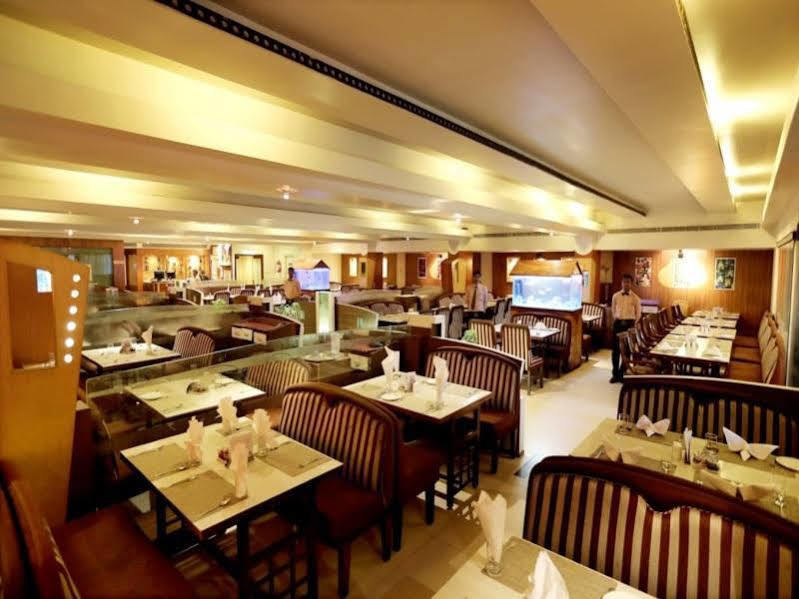Hotel Sitara Residency Hajdarabad Zewnętrze zdjęcie